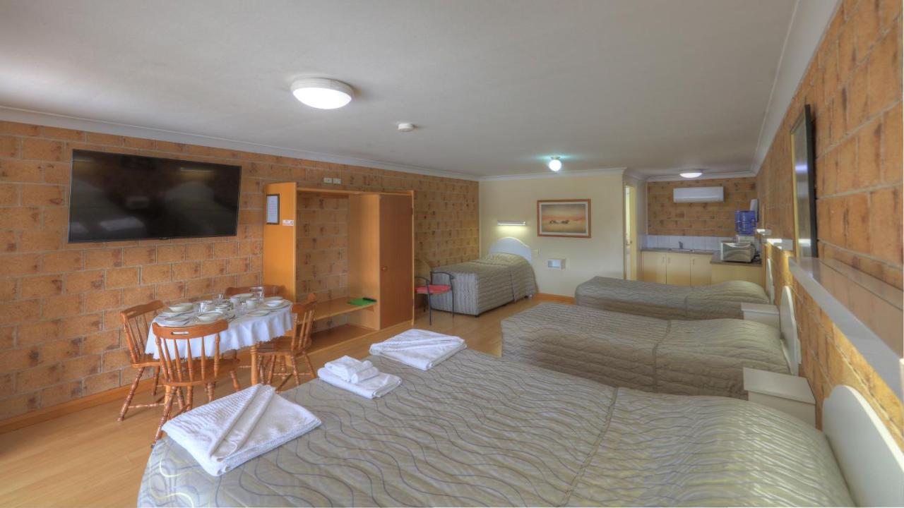 טנטרפילד Golfers Inn מראה חיצוני תמונה