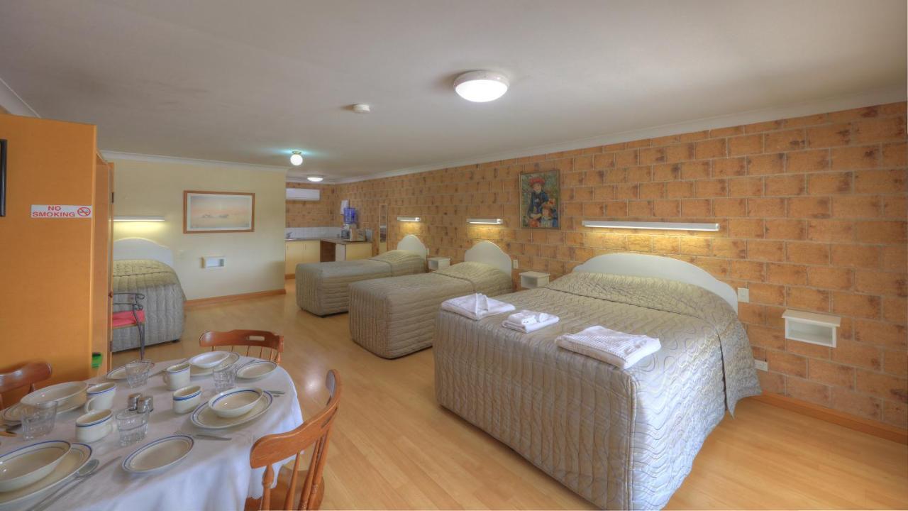 טנטרפילד Golfers Inn מראה חיצוני תמונה